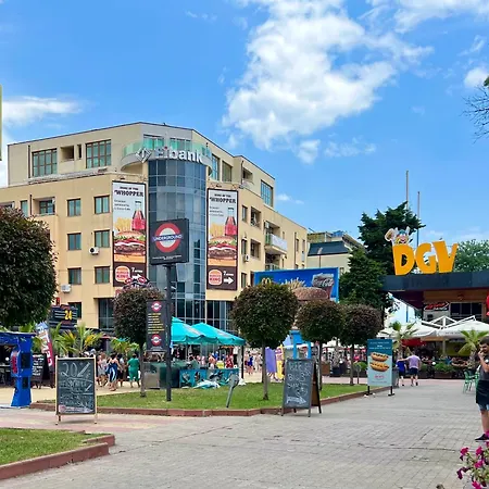 Prime Location Midia Apartmán