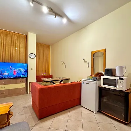 Apartment Prime Location Midia